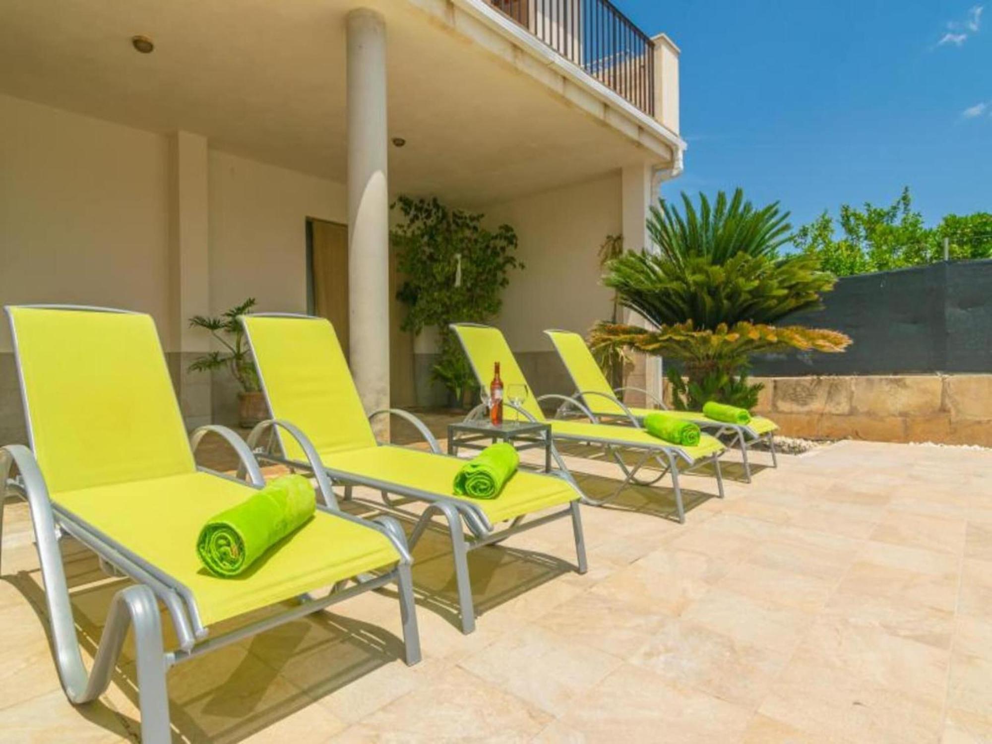 Villa With Private Pool In *