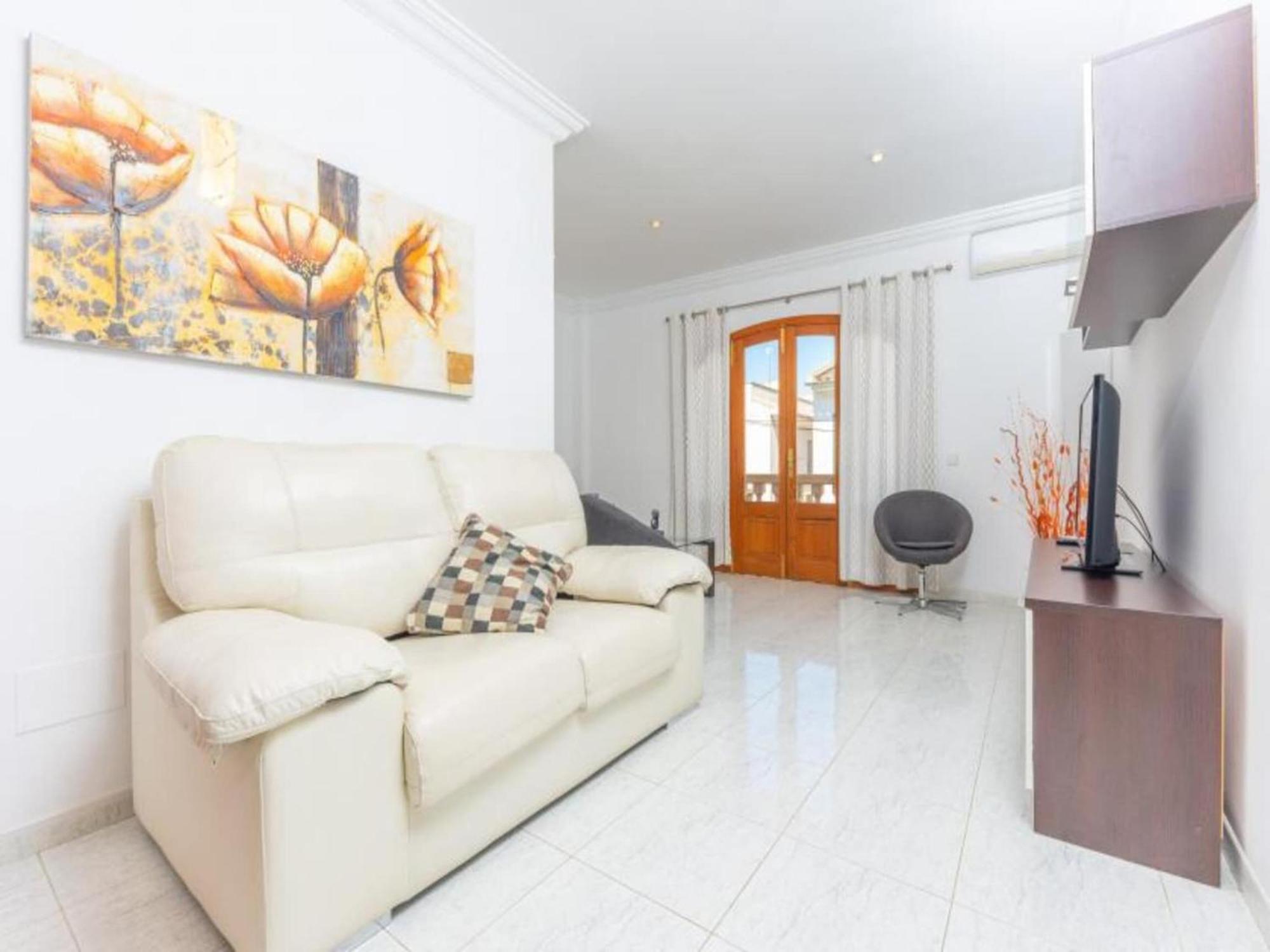 With Private Pool In * Llubí