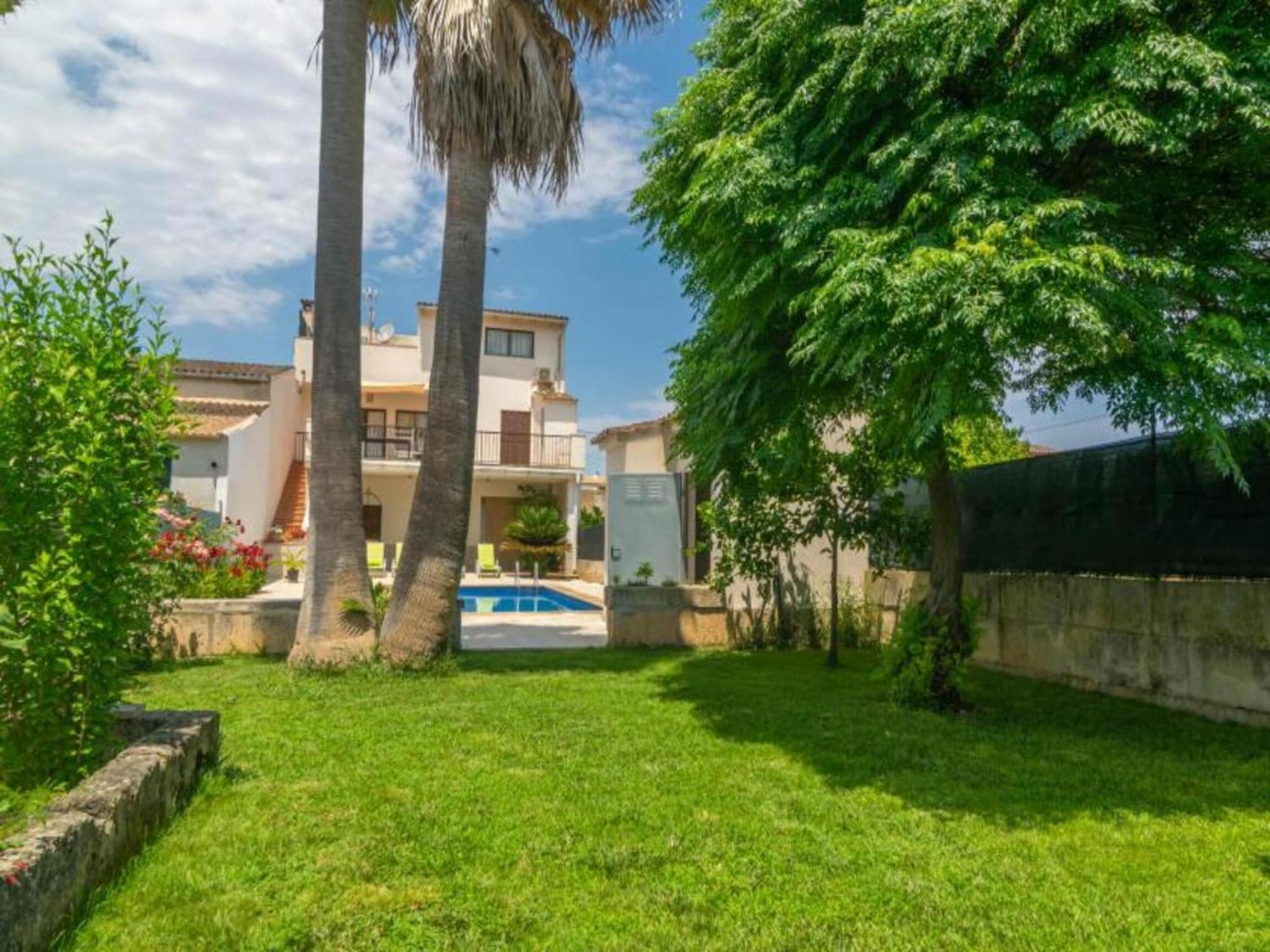 Villa With Private Pool In Llubí