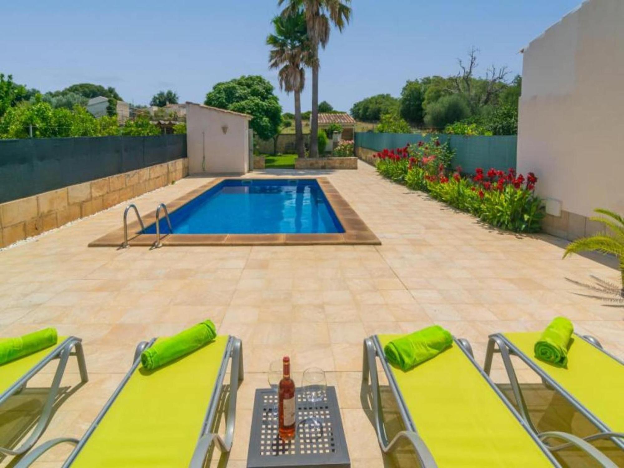 Villa With Private Pool In *